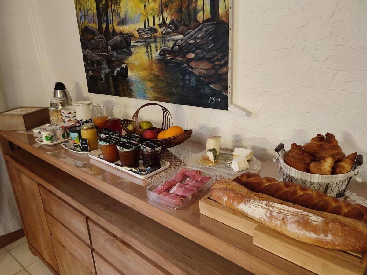 La Grange De Champagnac Bed and Breakfast Yvrac-et-Malleyrand Εξωτερικό φωτογραφία